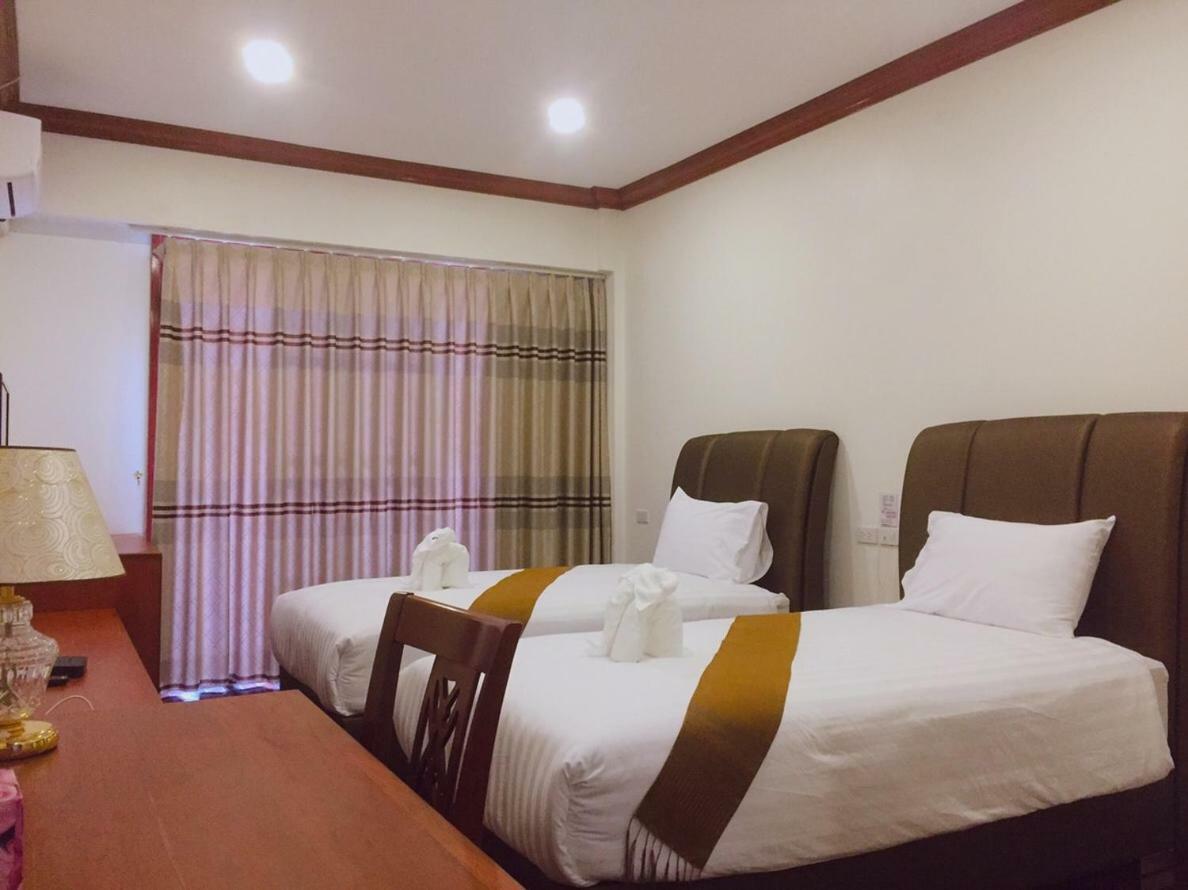 Nakhone Champa Hotel 巴色 外观 照片