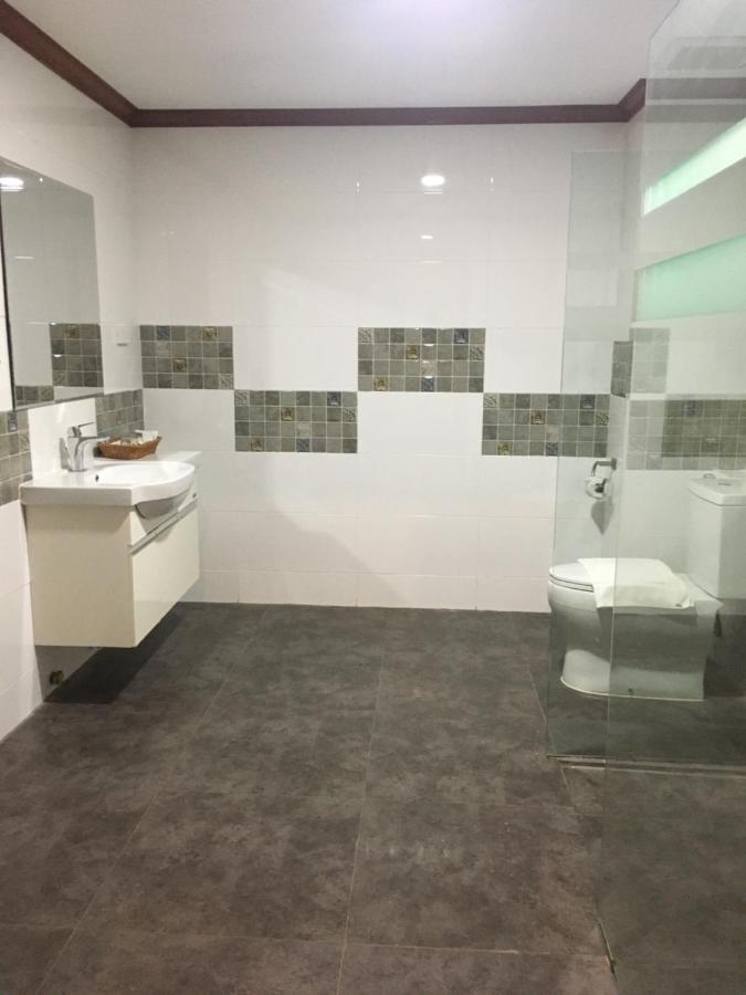 Nakhone Champa Hotel 巴色 外观 照片