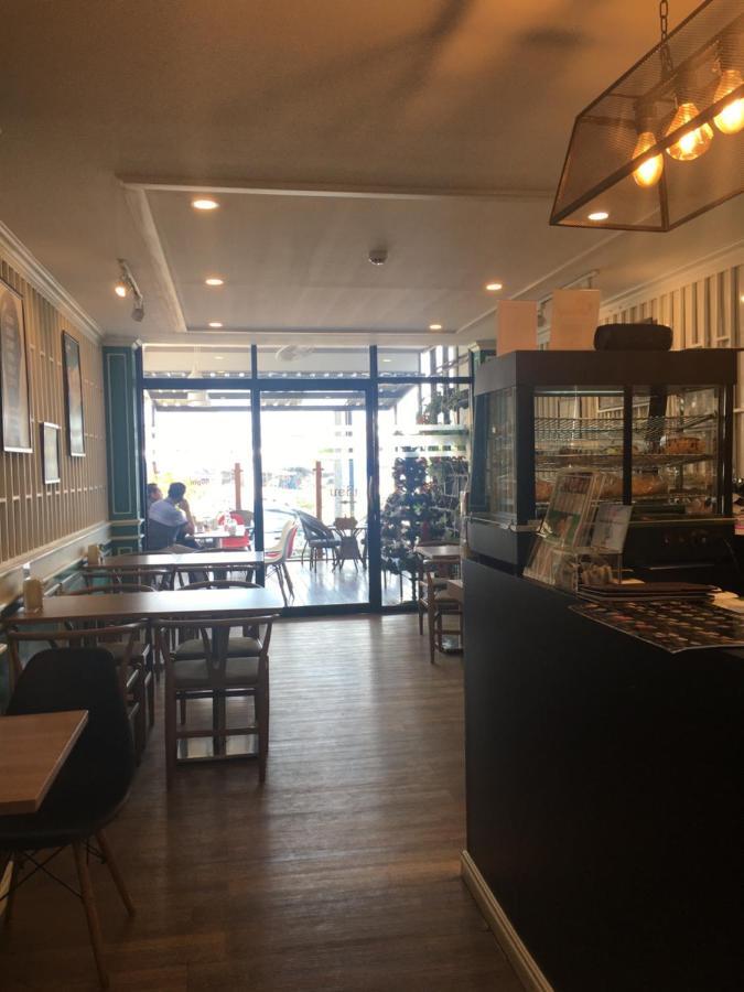 Nakhone Champa Hotel 巴色 外观 照片